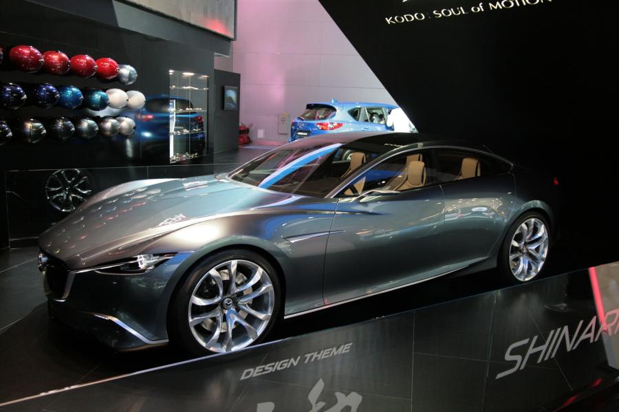  Mazda Shinari Concept 2010 года  (фото 11 из 122)